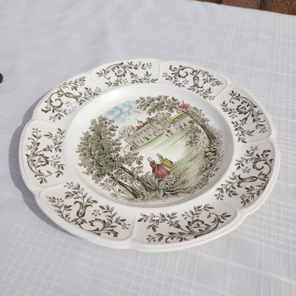 Mount Vernon Windsor Ware Johnson Bros Colonial Decorative 10" Dinner Plate - Picture 7 of 7